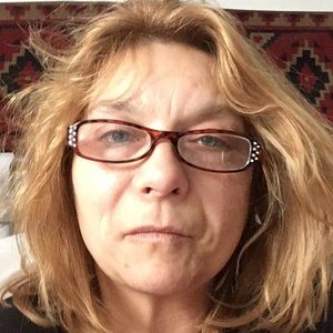 Meet your Posher, Niki